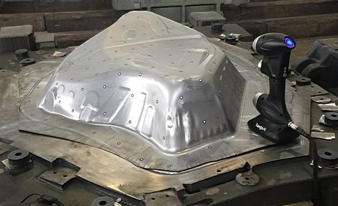 三維激光掃描方案讓汽車鈑金件檢測(cè)更快捷、更精準(zhǔn)(圖1)